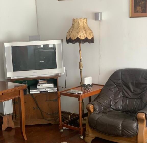 庭の見える１ベッドルームアパートメント, Vila Zia