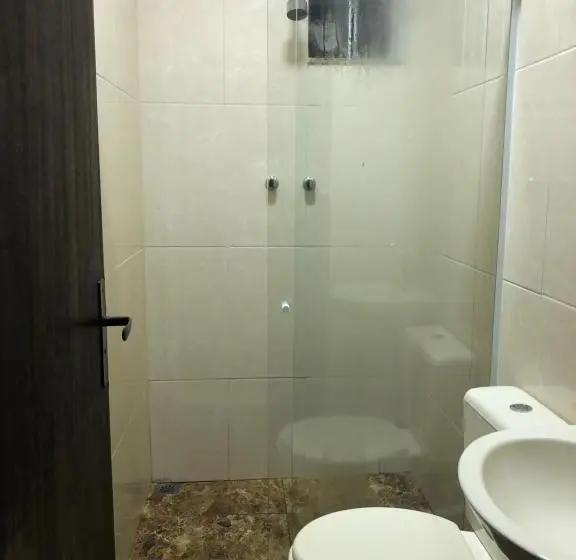 スイート, Hostel Limão Doce