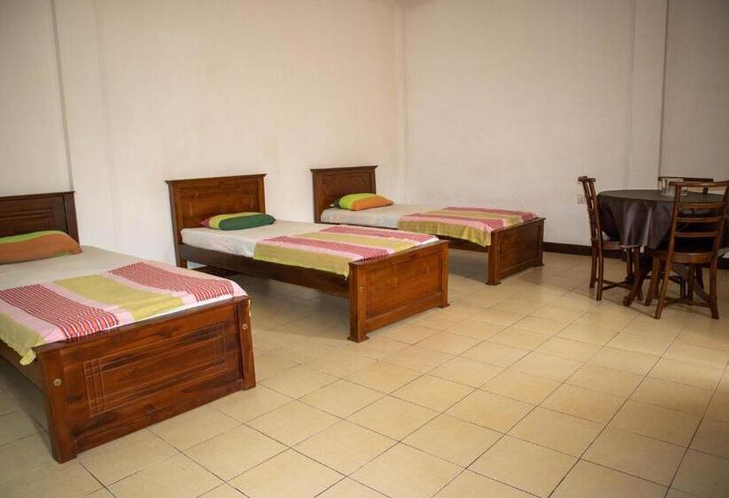 Трежместный Номер Economy, Chamaya Holiday Inn