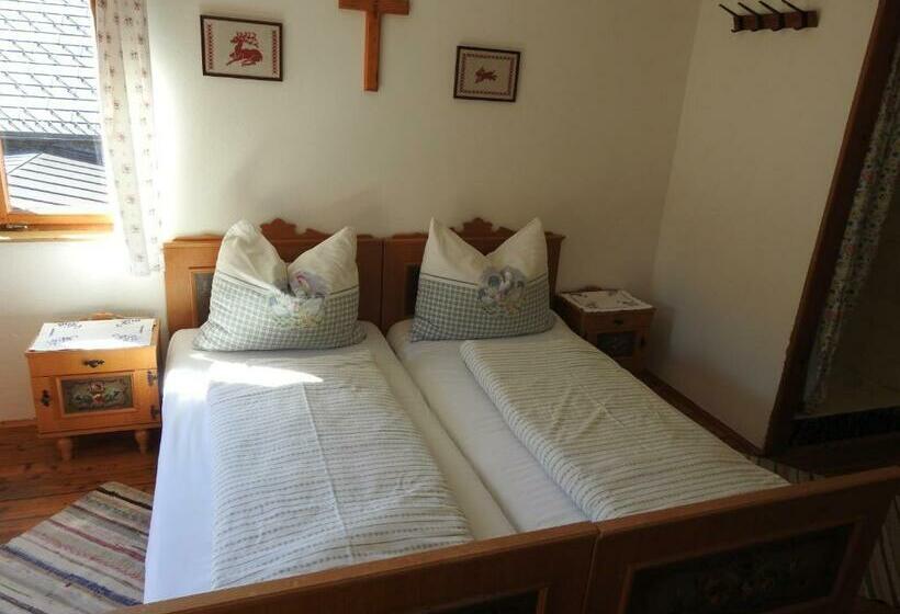 غرفة قياسية, Zauneralm