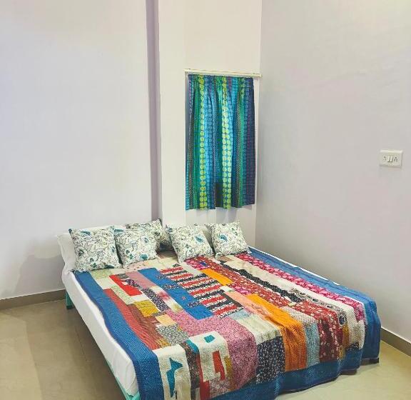 Номер Стандарт с Балконом, Bhoora House
