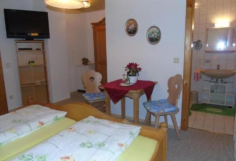 バルコニー付きスタンダードルーム, Pension Haus Waldesruh
