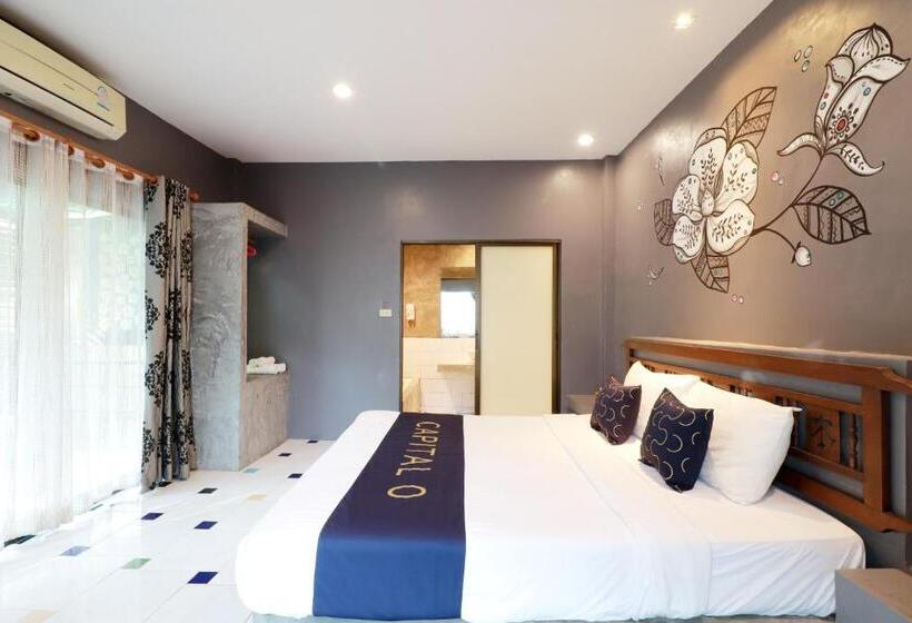 חדר דחוקס עם מיטת קינג, Capital O 464 At Nata Chiangmai Chic Jungle