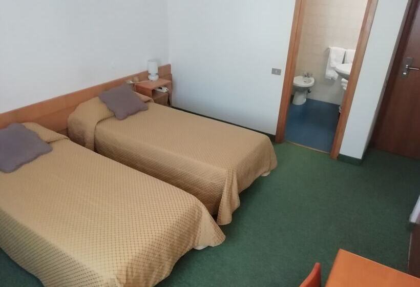 Номер Стандарт, Crimea