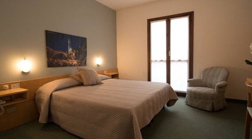 اتاق استاندارد, Crimea