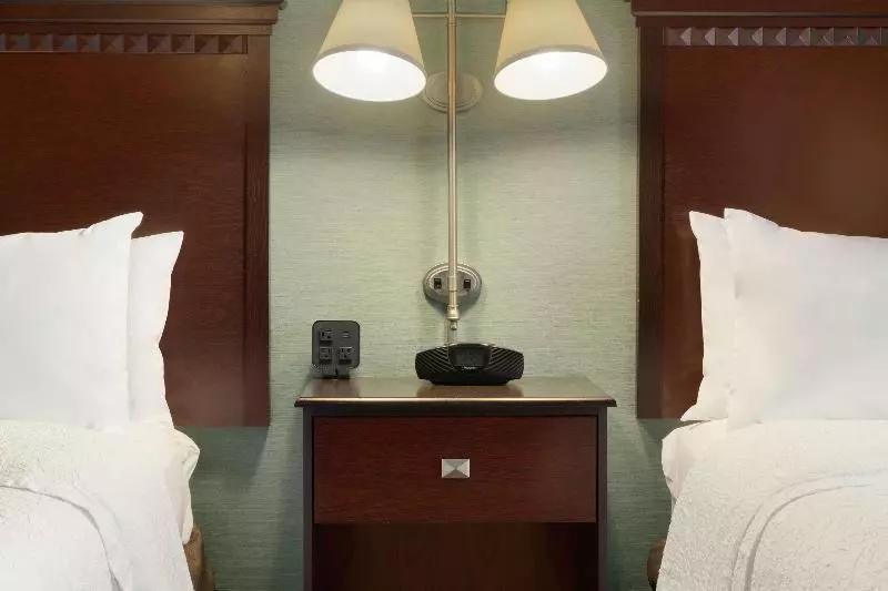 Classic-huone, De L Abeille