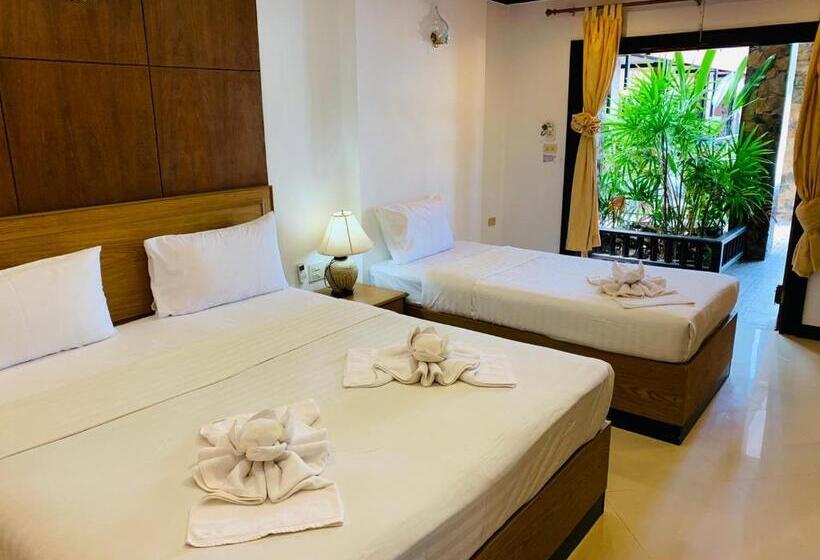 スーペリアトリプルルーム, Delight Resort