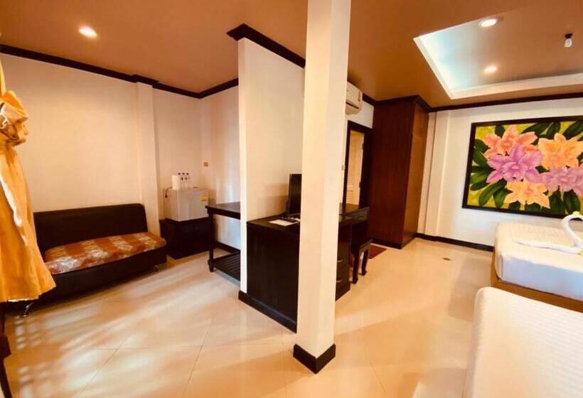 スーペリアトリプルルーム, Delight Resort