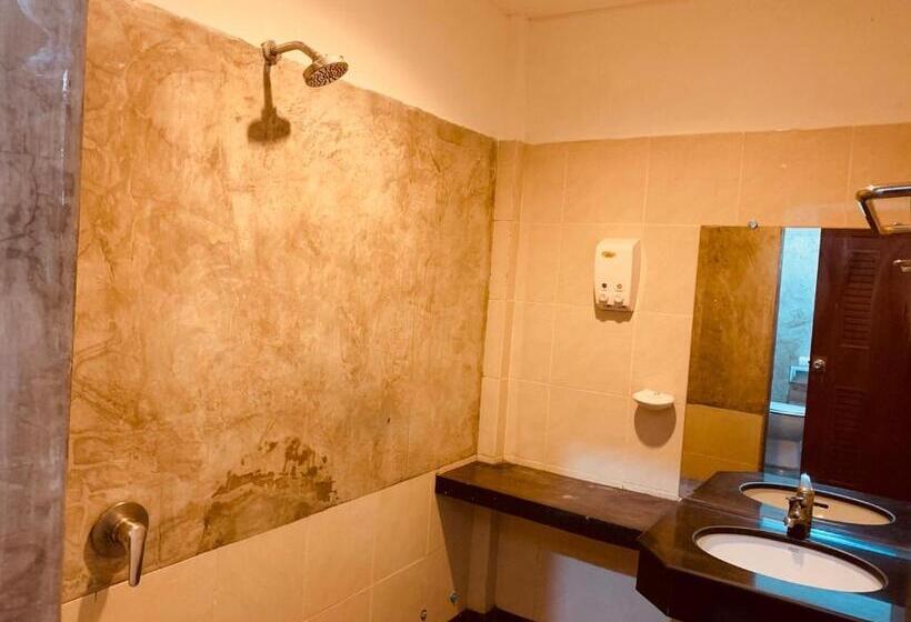 Quarto Estandar, Delight Resort