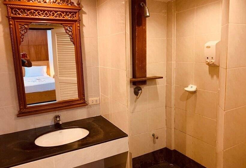 スーペリアトリプルルーム, Delight Resort