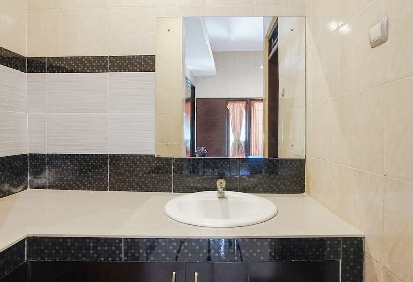 디럭스 룸, Denays Guest House Jimbaran