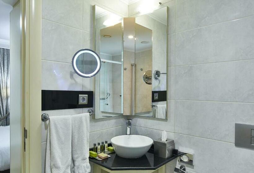 Habitación Estàndard Individual, Doubletree By Hilton Hotel Izmir   Alsancak