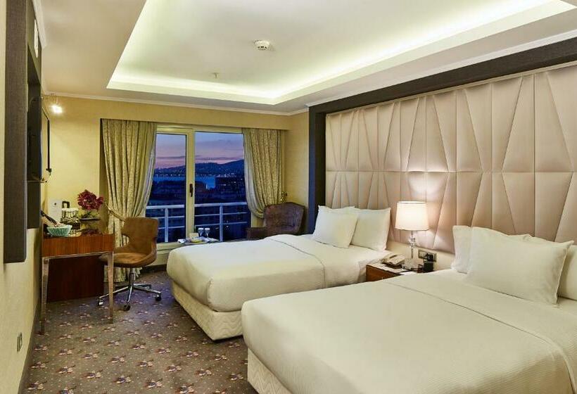 Habitació Estàndard Vista Mar, Doubletree By Hilton Hotel Izmir   Alsancak