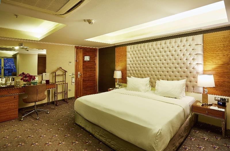 سوئیت جونیور با تخت بزرگ, Doubletree By Hilton Hotel Izmir   Alsancak