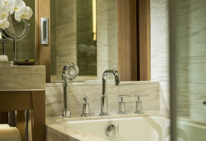 اتاق کلاسیک با چشمانداز دریا, Intercontinental Nha Trang, An Ihg