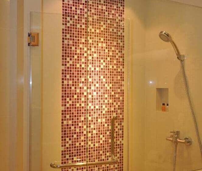 Quarto Deluxe, Iyarin @ Tuk Chang