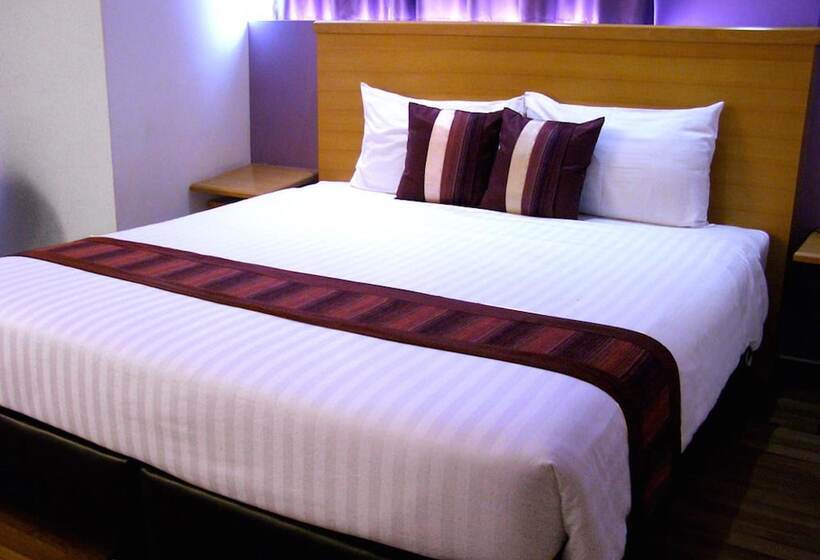 Quarto Deluxe, Iyarin @ Tuk Chang