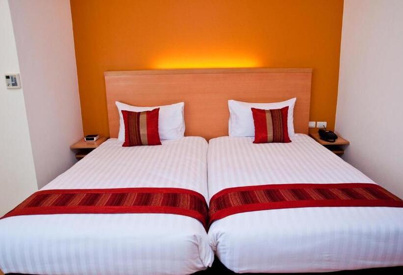 Quarto Superior, Iyarin @ Tuk Chang