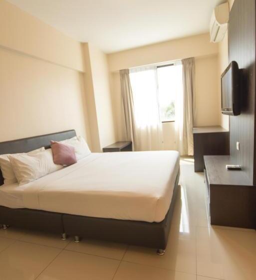 Апартаменты 3 Спальни, Kinta Riverfront Hotel & Suites