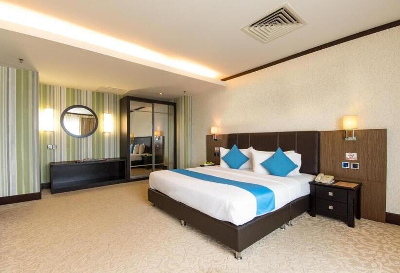 Президентский Люкс, Kinta Riverfront Hotel & Suites