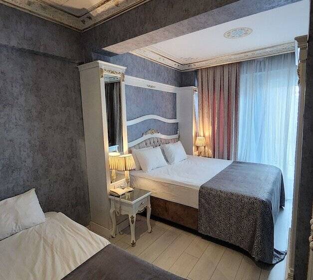 اتاق استاندارد سه نفره, Leyenda