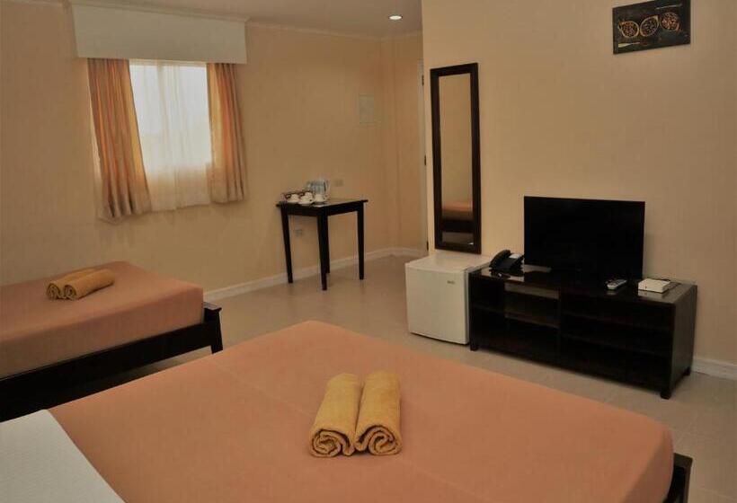 패밀리 룸, Panglao Regents Park Resort