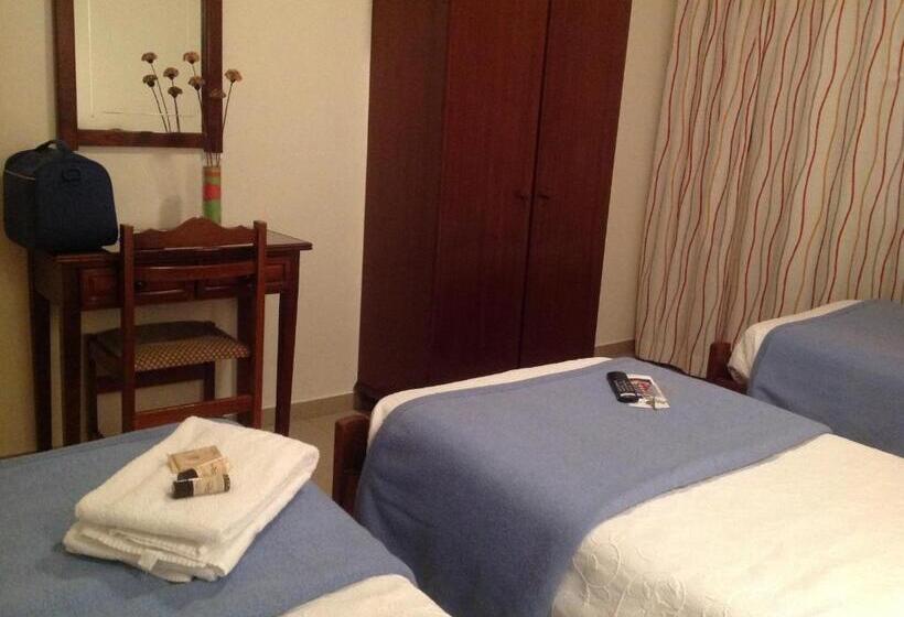 标准三人间, Ribeiro