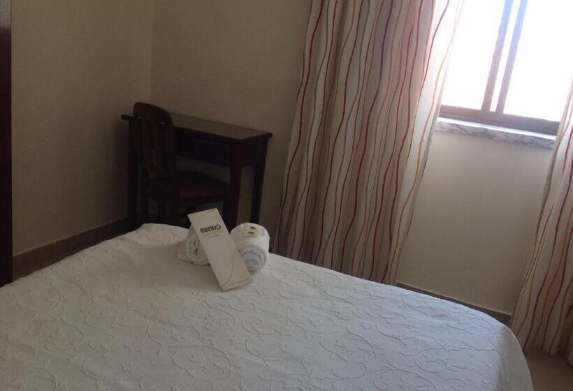 标准单人间, Ribeiro