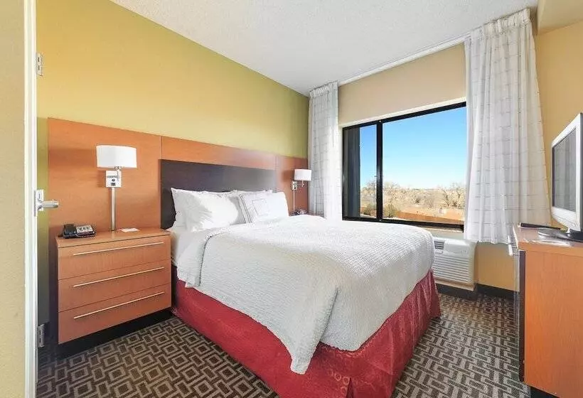 ２ベッドスイートルーム, Towneplace Suites Farmington