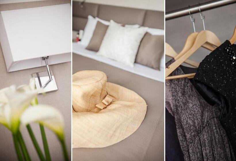 Standart Oda, Vesuvio