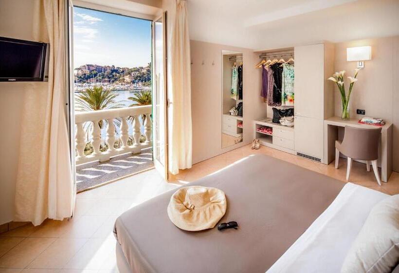 Standart Oda, Vesuvio