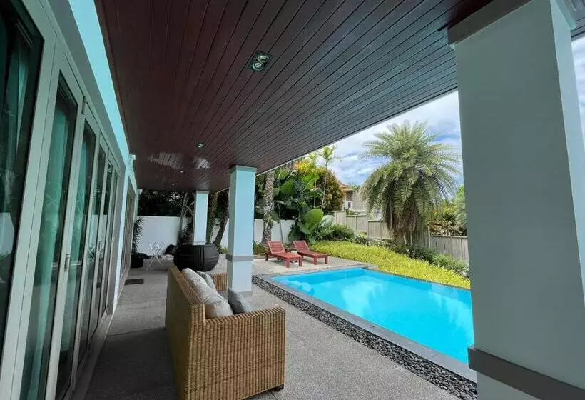 Villa 3 Makuuhuonetta Uima-allas, Villa Tantawan Resort   Private Pool Villas