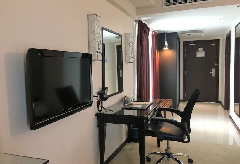Семейный Номер, Kinta Riverfront Hotel & Suites