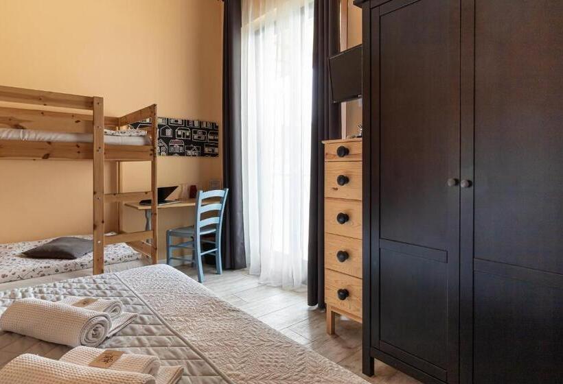 4인용 스탠다드 룸, Bed And Breakfast Bric & Brac