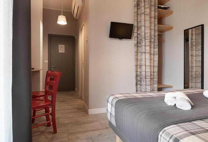 اتاق استاندارد, Bed And Breakfast Bric & Brac