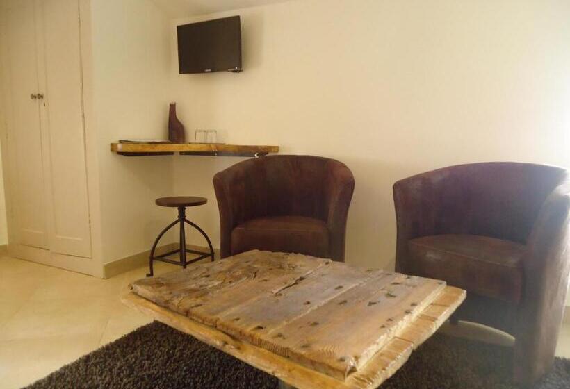 高级大房间, Le Mas Des Monèdes