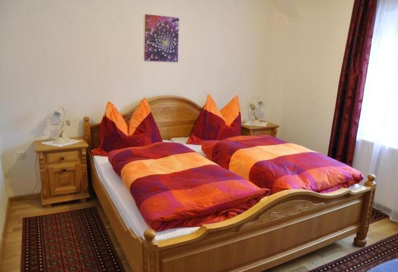 バルコニー付きスタンダードルーム, Stöffelhof