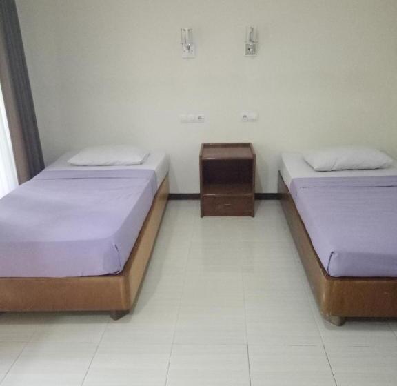 חדר אקונומי, Astina