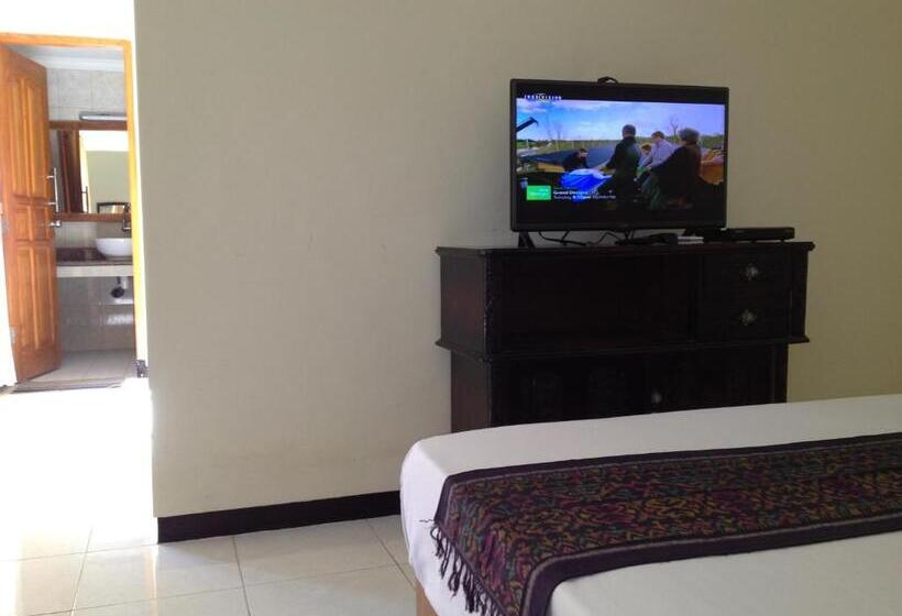 חדר משפחתי, Astina