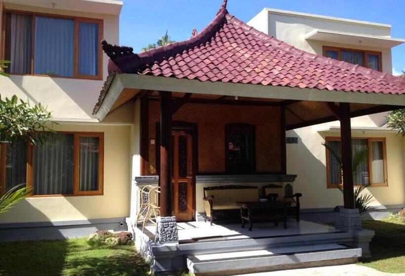 חדר משפחתי, Astina