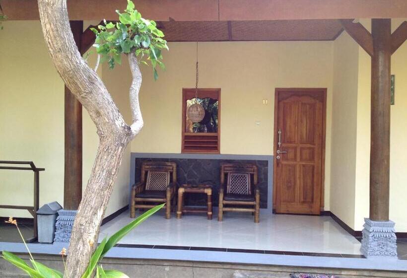 חדר בסיסי, Astina