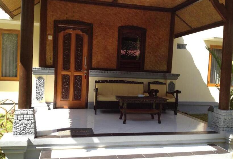 חדר משפחתי, Astina