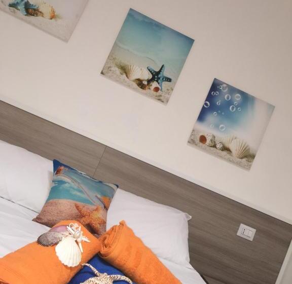 컴포트 트리플 룸, Albachiara