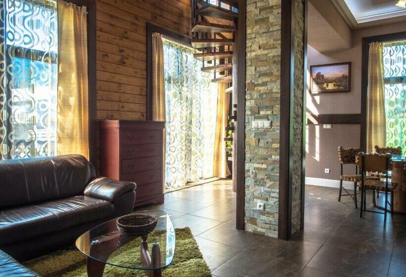 침실 2개 주택, Spring Chalet