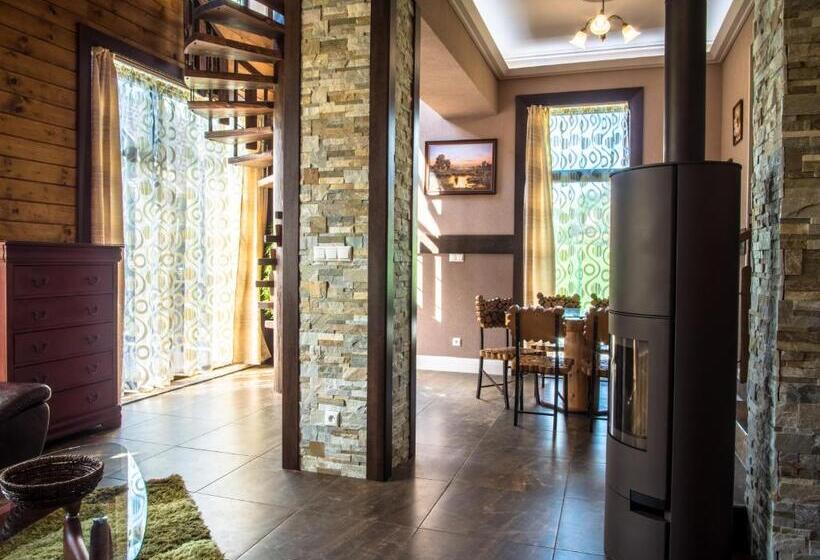 침실 2개 주택, Spring Chalet