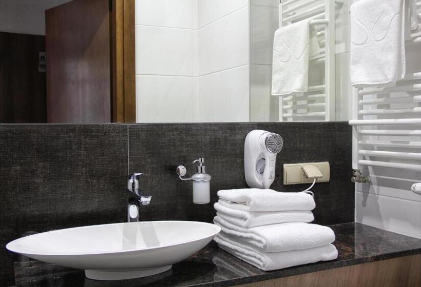 침실 1개 아파트, Apart Neptun