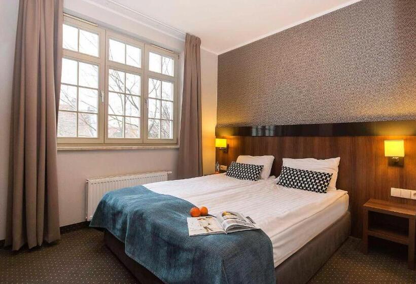 침실 1개 아파트, Apart Neptun