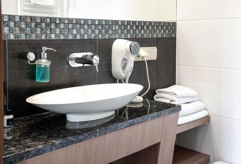 디럭스 룸, Apart Neptun