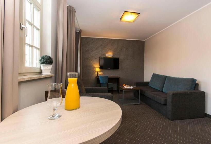 침실 1개 아파트, Apart Neptun