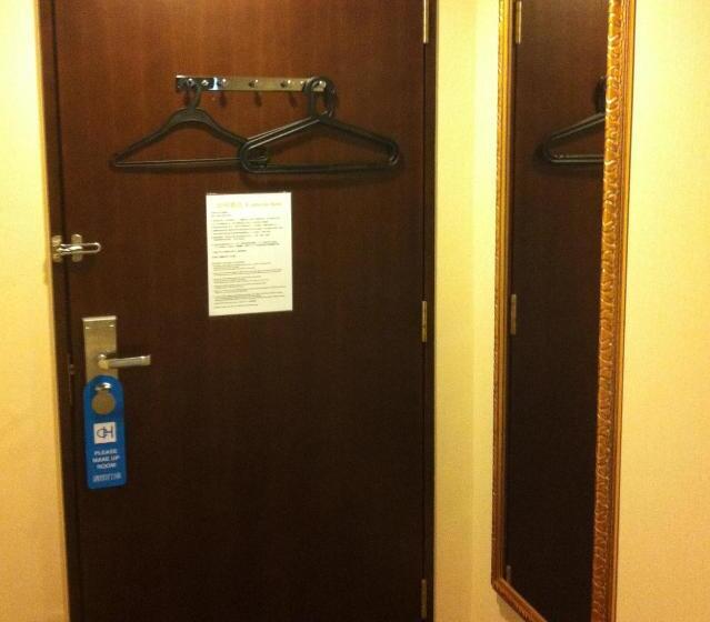 اتاق استاندارد سه نفره, California